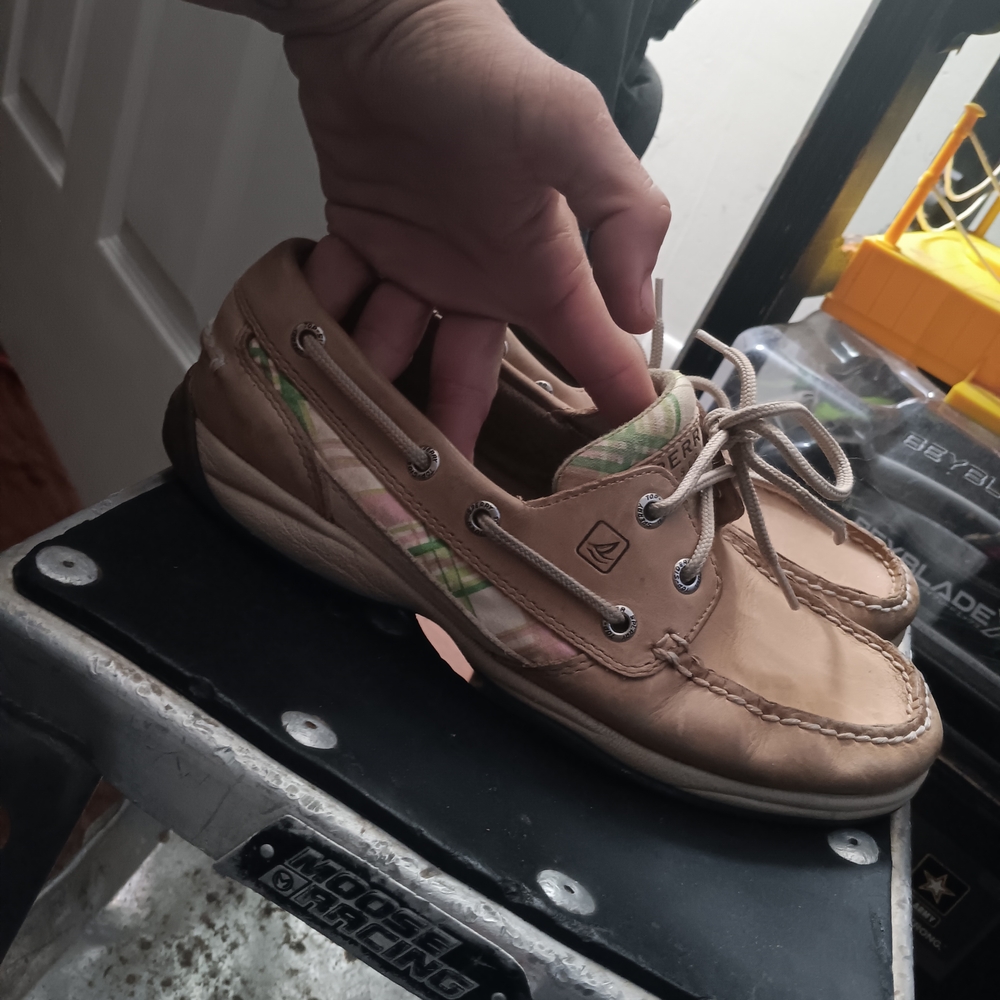Womens Sperry Beige and Plaid, Size 8.